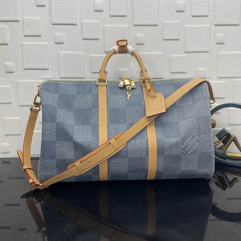 LV travelling bag 50X29X23cm
