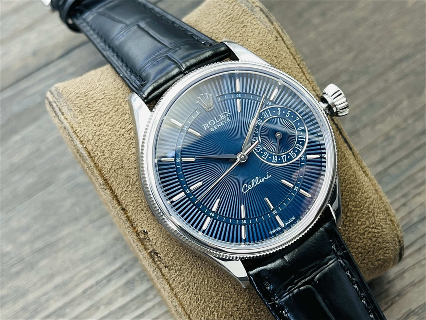 VR Factory Rolex Cellini Blue Dial Replica – M50519-0015 White Gold 39mm