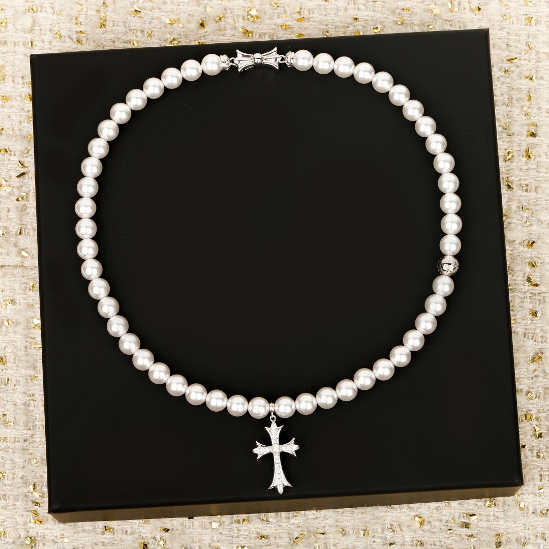 Chrome H Necklace