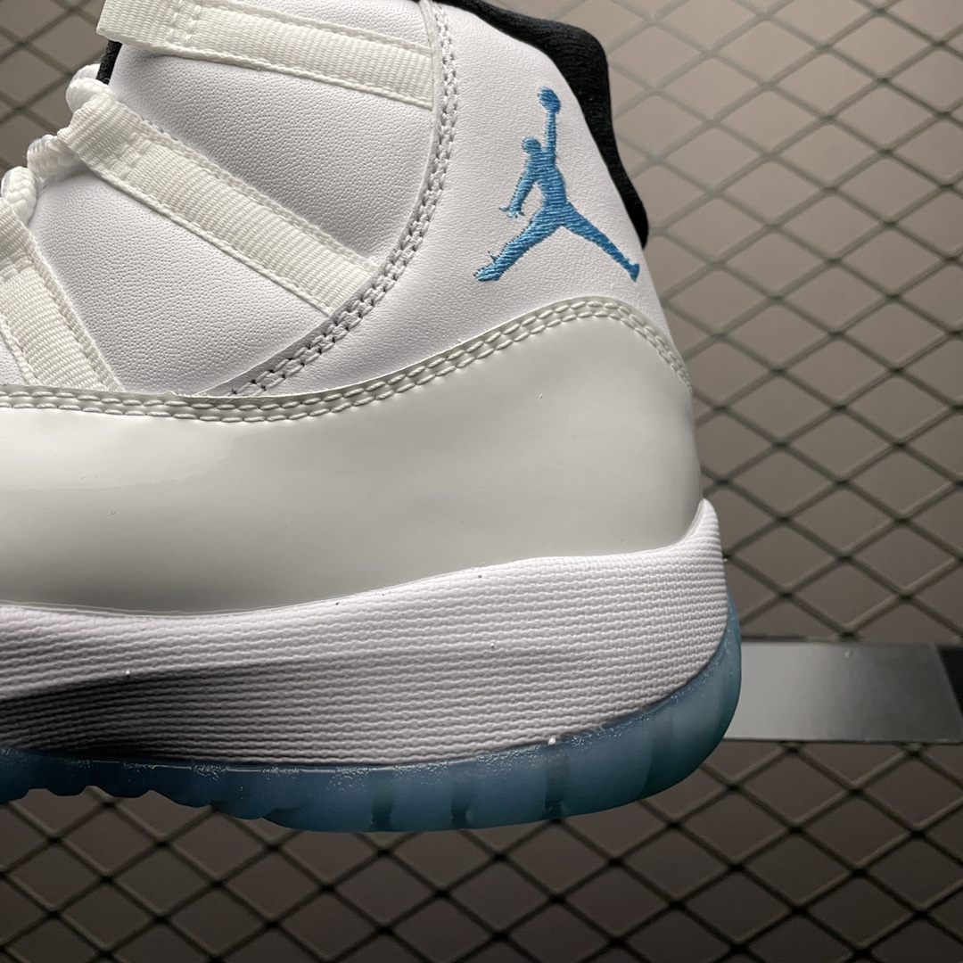 JRD 11 Retro Legend Blue 378037-117