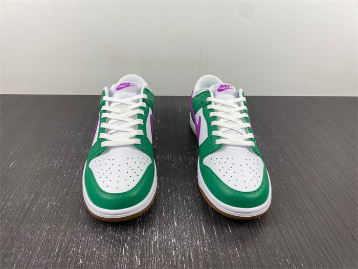NK Dunk Low White Stadium Green Fuchsia  FD9922-151