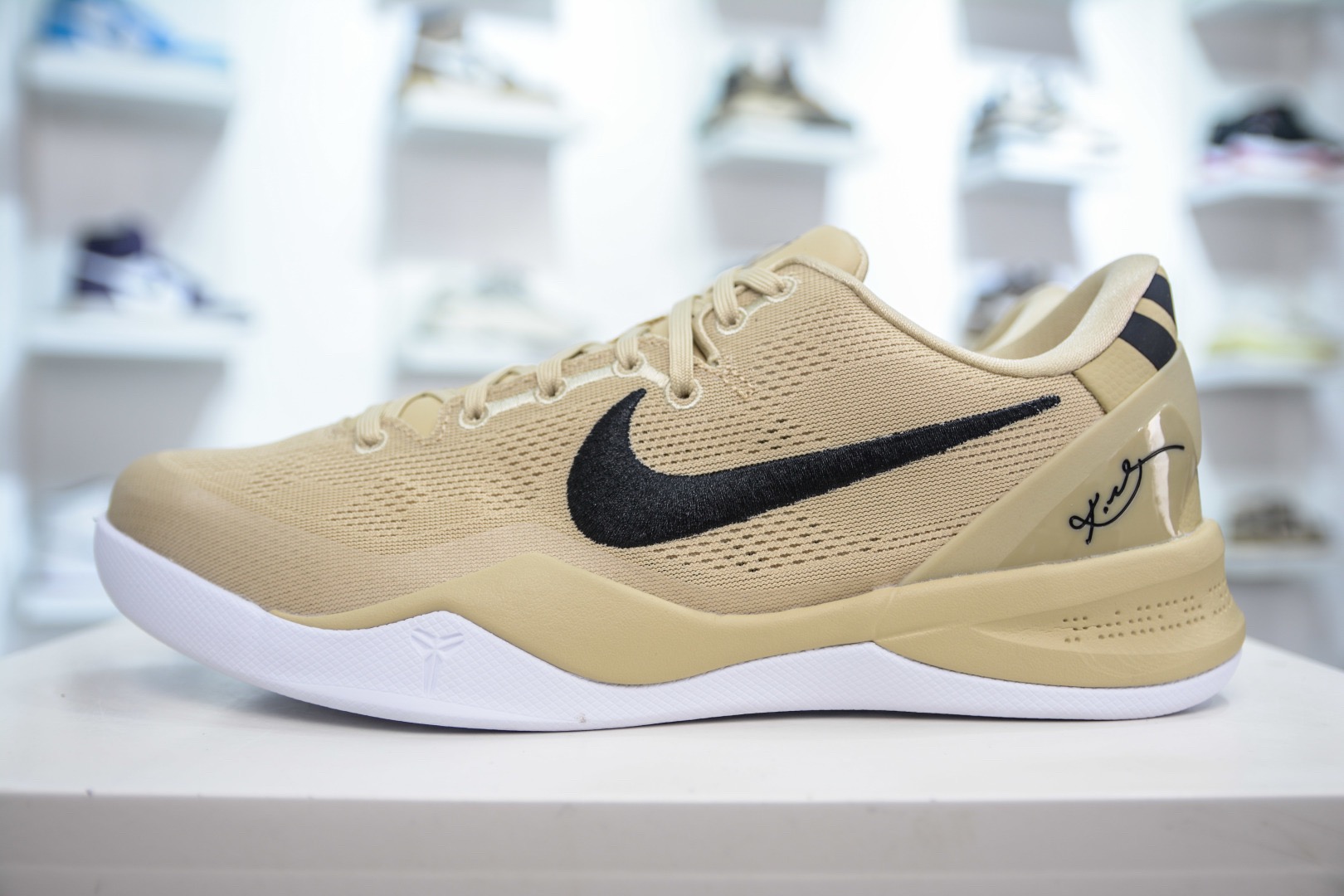 NK Kobe 8 Zoom Kobe Vlll System