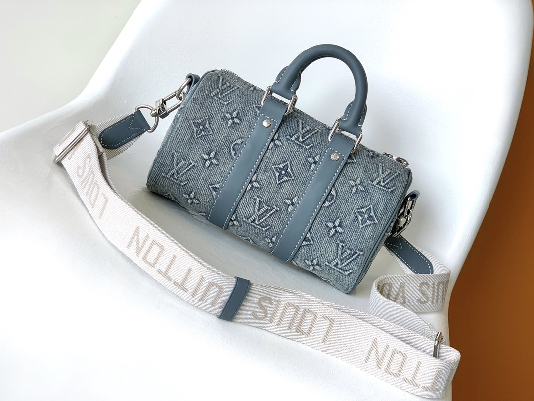 LV Keepall Bandoulière 25 M22762 Size:25x15x11cm