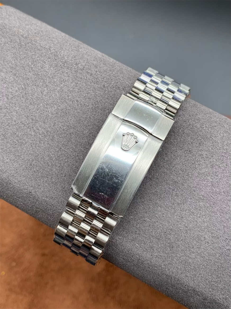 Rolex Datejust 41 White Dial – Clean Factory Jubilee Replica Watch