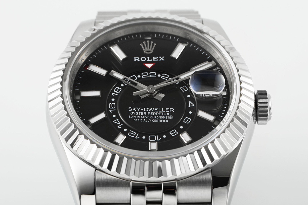 ZF Sky Dweller 336934 Replica – Black Dial Stainless Steel Sky-Dweller