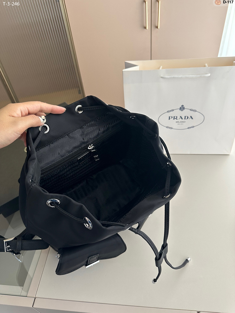 10.6″x5.9″x10.6″ Adjustable Straps Backpack BB-921041