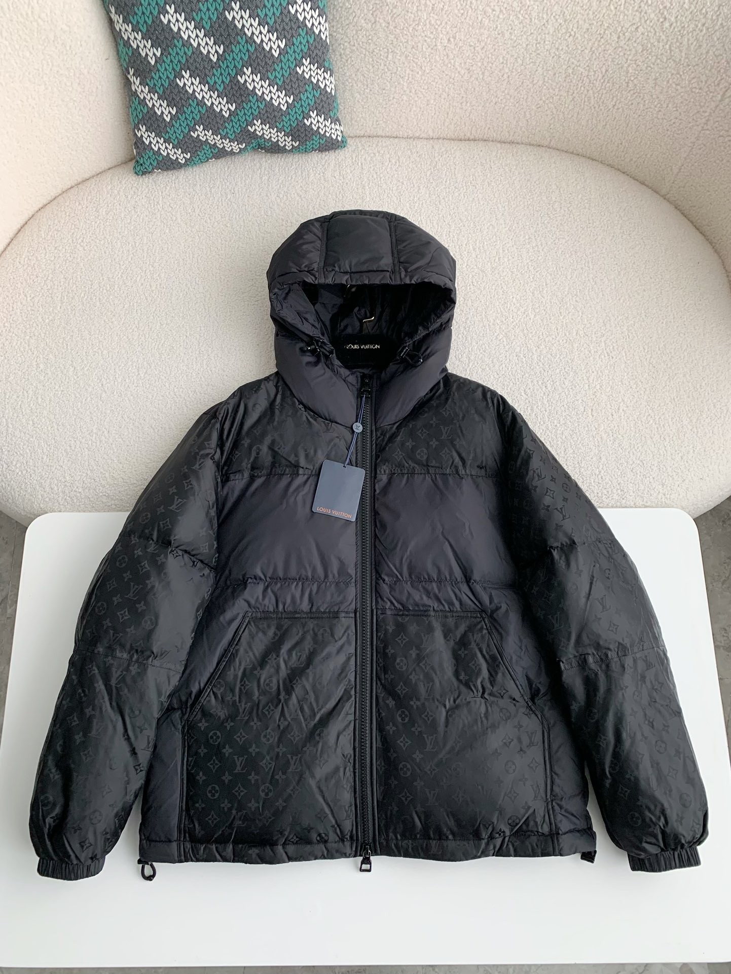 LV LOGO Down Jacket