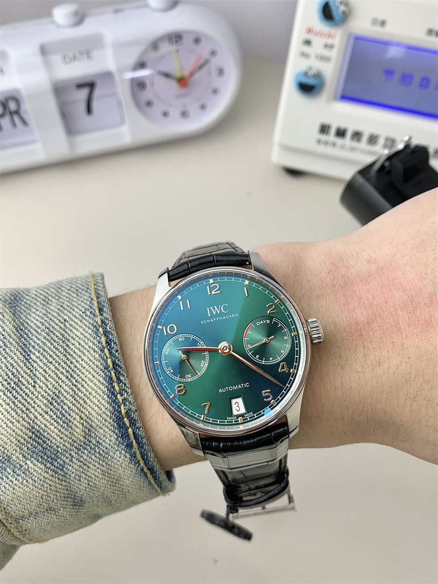 ZF Factory IWC IW500708 Replica – Portugieser 7 Days Green Dial 42.3mm Luxury Automatic Watch