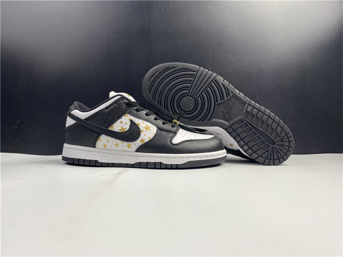 NK SB Dunk Low Supreme Stars Black DH3228-102