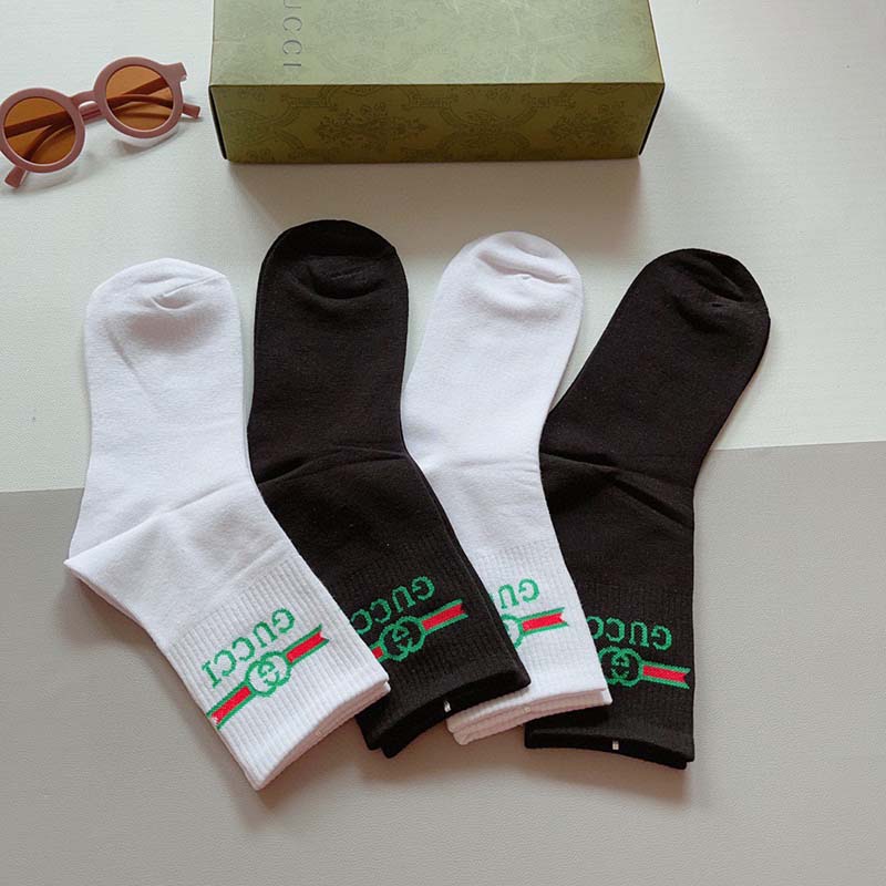 Set of 4 Pairs of Cotton Anti-bacterial Crew Socks WZ-924000165