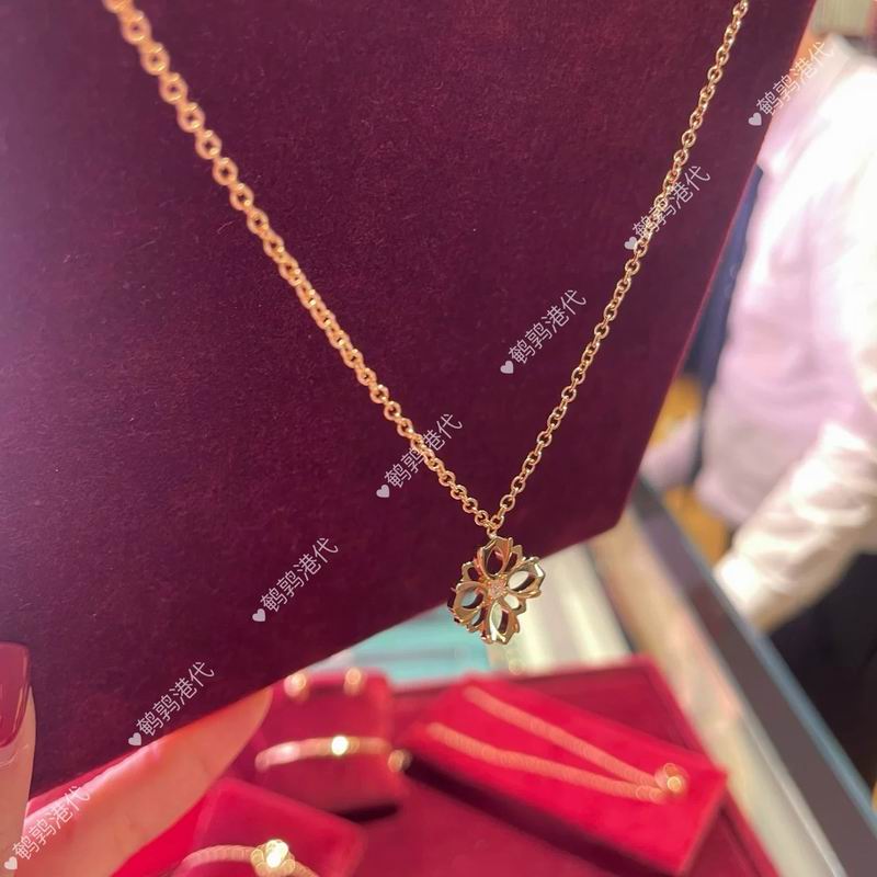 GUC necklace