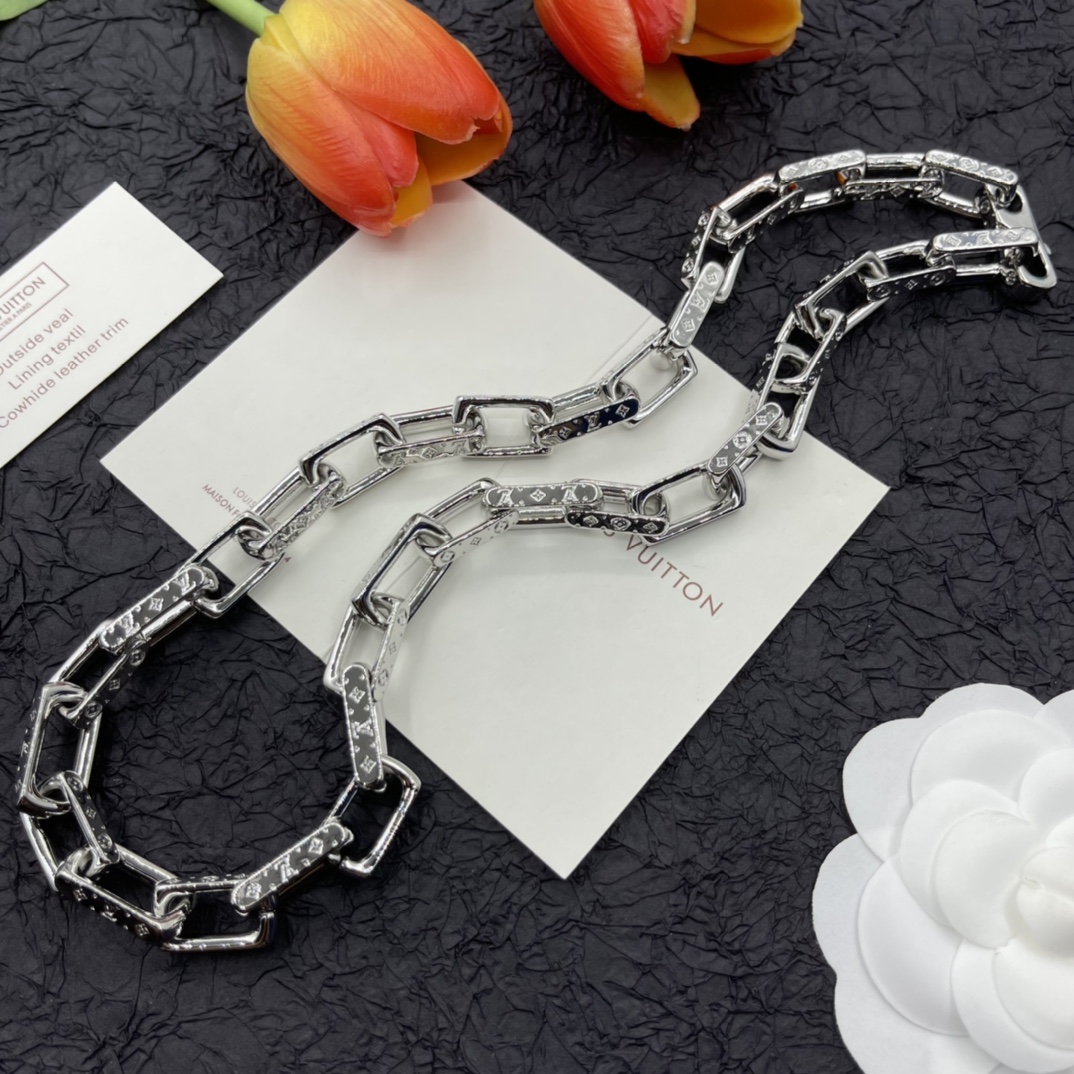 Necklace VVXL-9120035