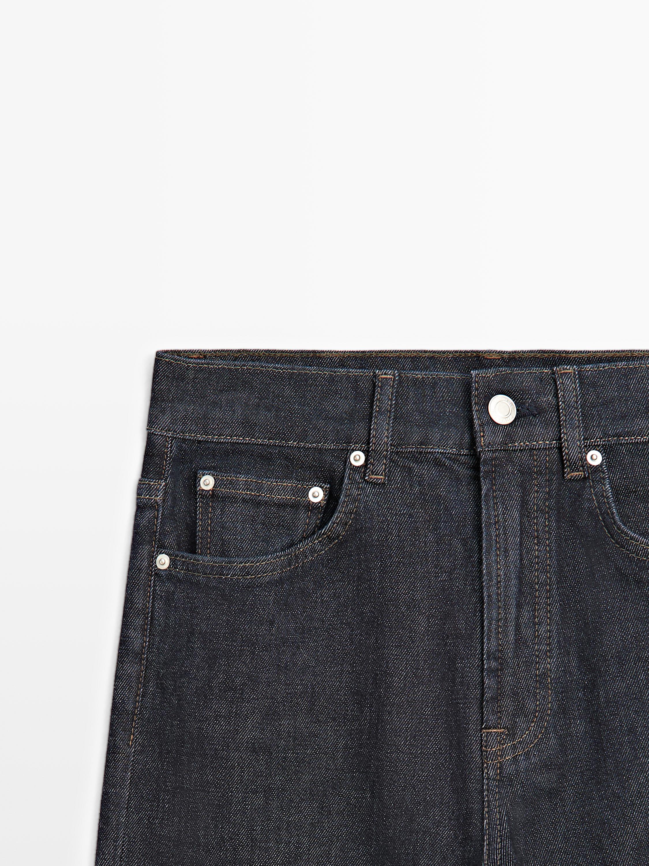 Jeans comfort straight tiro alto