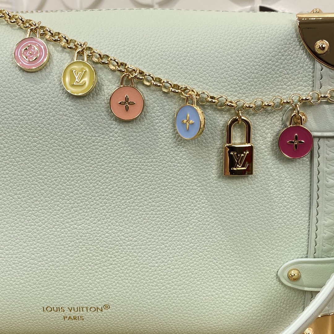 LOUIS VUITTON M27449 Side Trunk MM