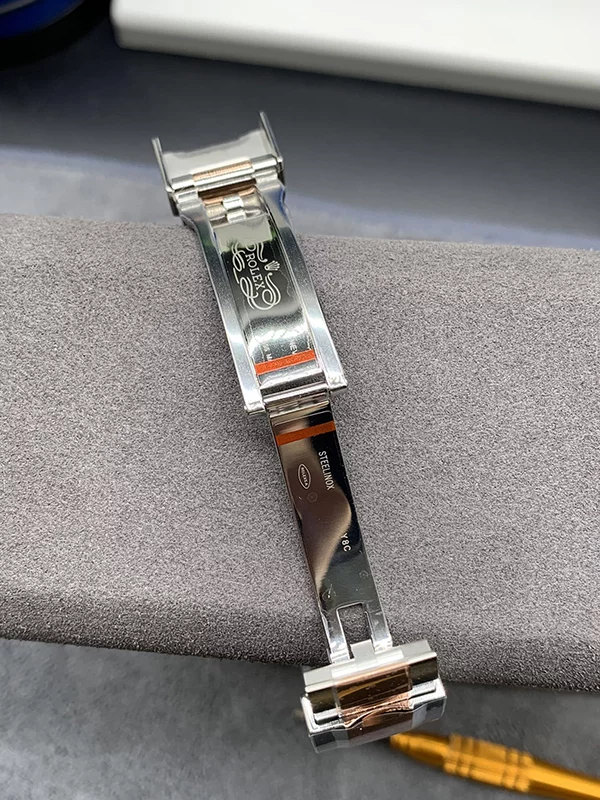 Classical Mechanical Watch WB-7180068