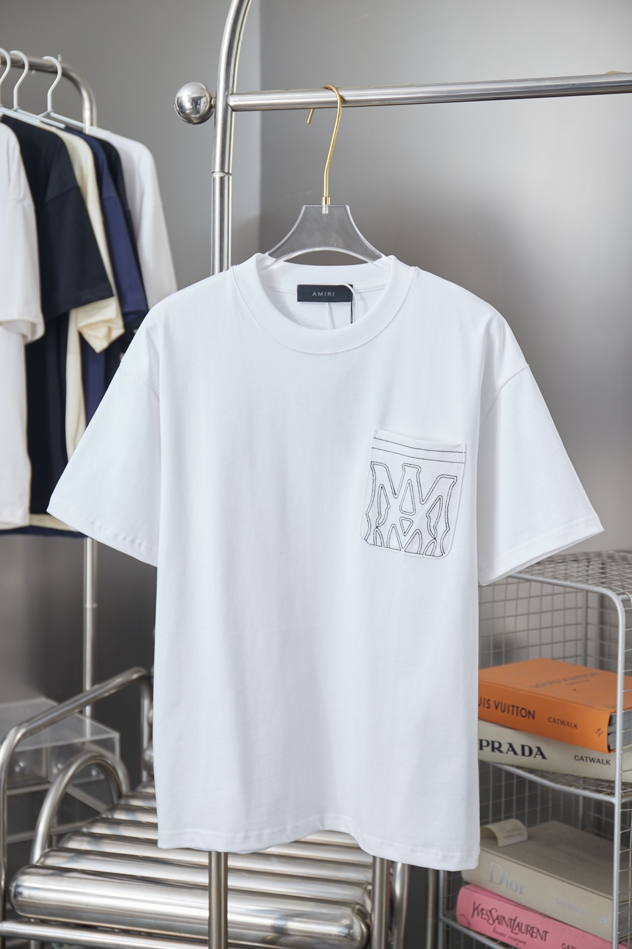 Amri T-Shirt
