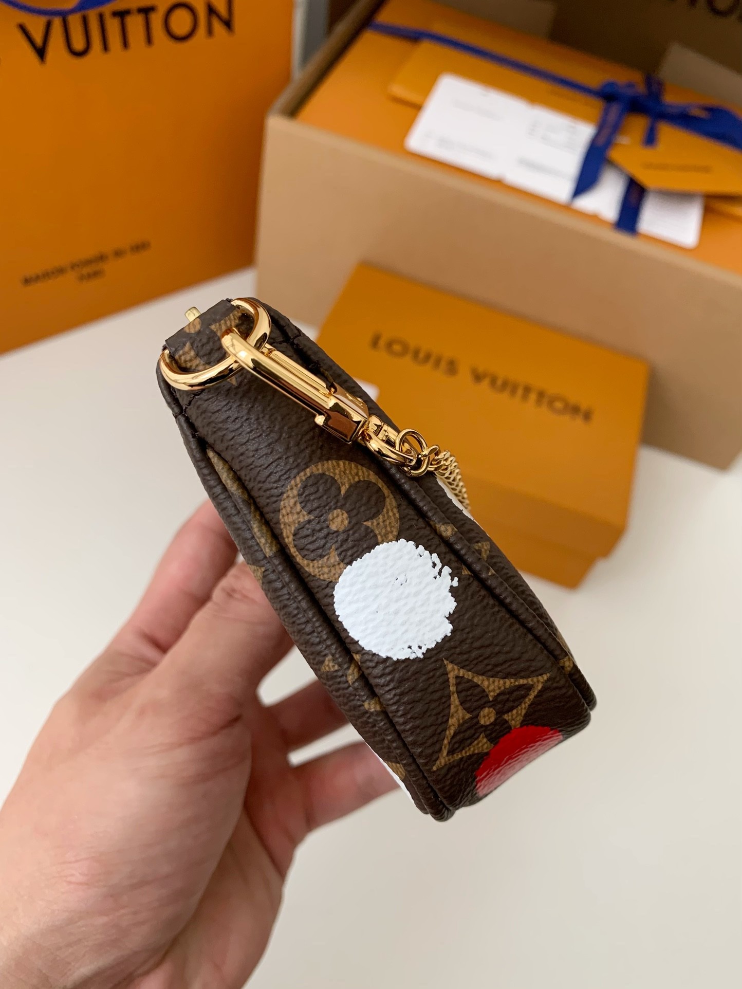 LV x YK MINI POCHETTE ACCESSOIRES 15.5*10.5*4cm
