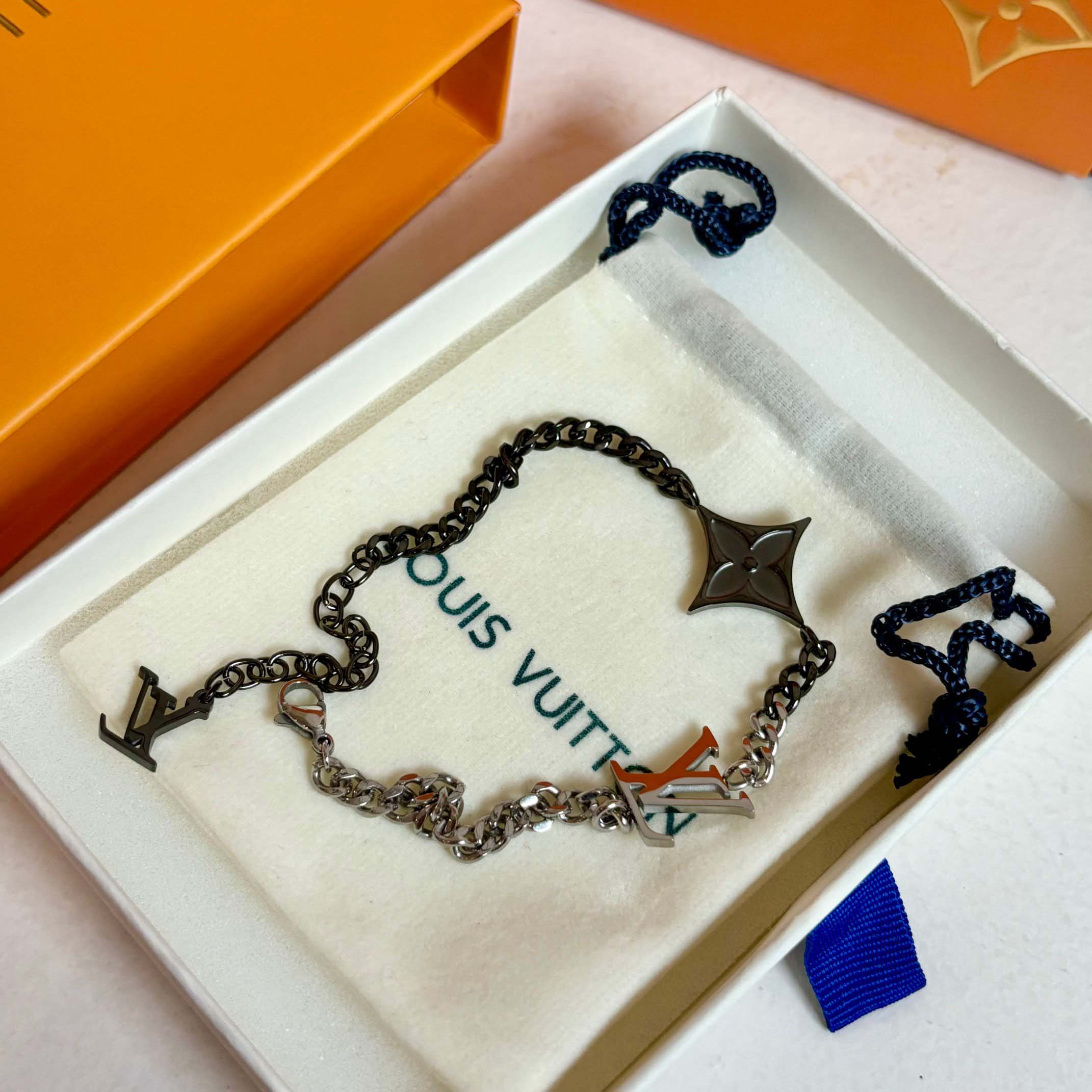 Classic Chain Bracelet VVSL-9110056