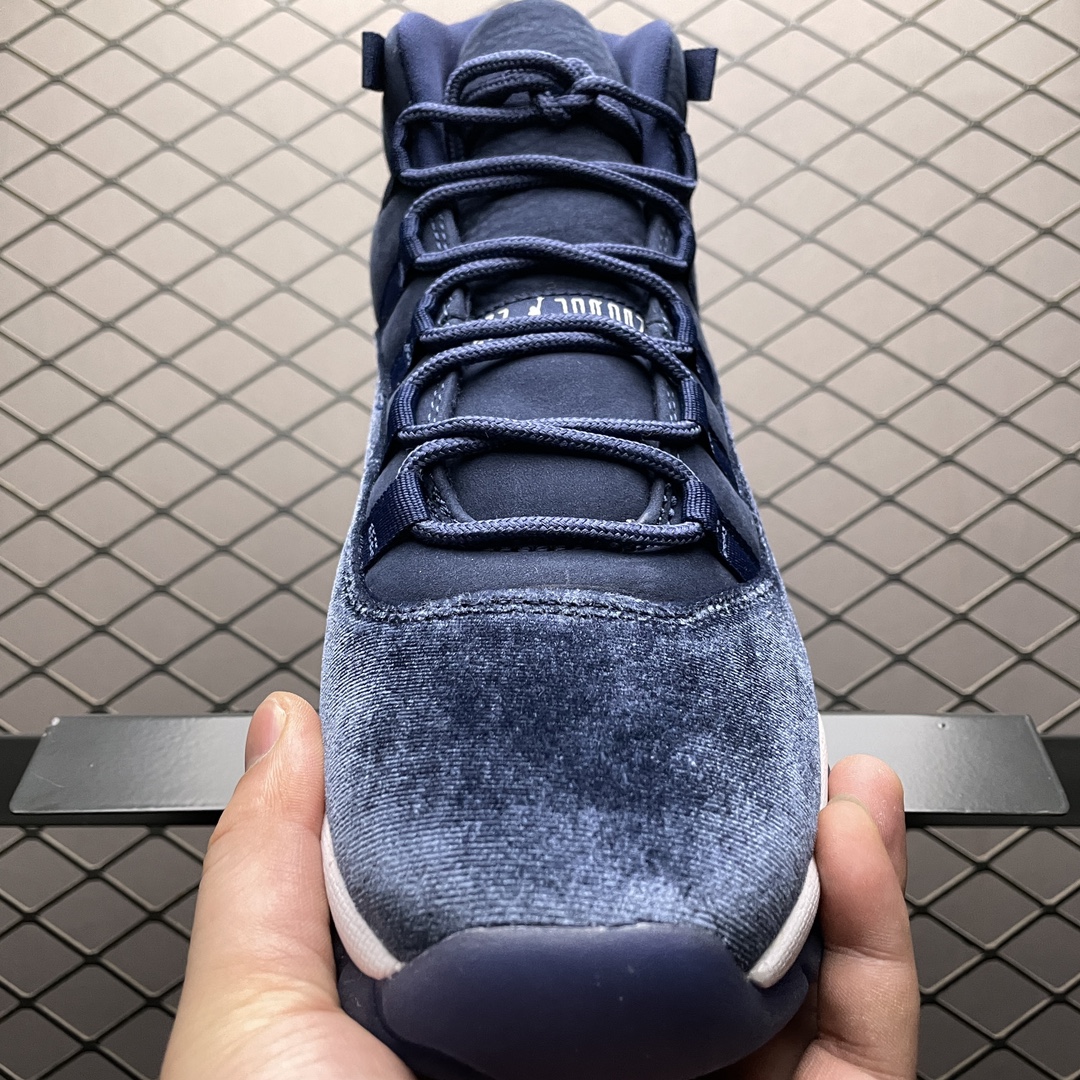 JRD 11 Retro Midnight Navy AR0715-441