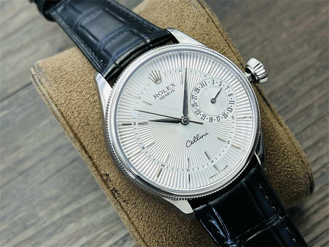 VR Factory Rolex Cellini White Dial Replica – Ref. 50519 Classic 39mm