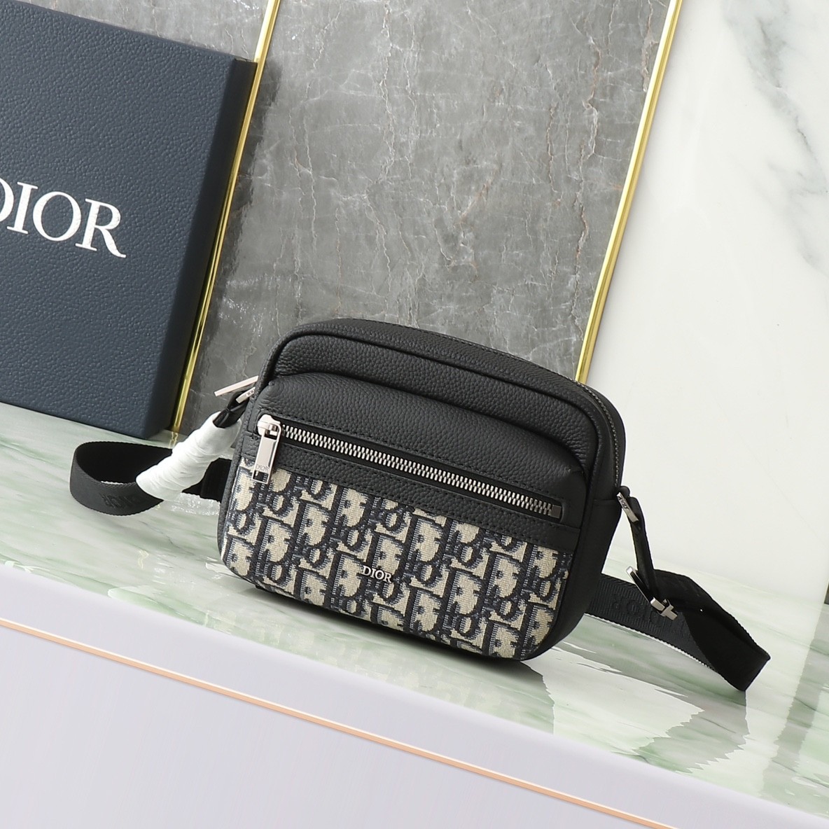 DR Messenger Bags 18.5x13.5x7cm
