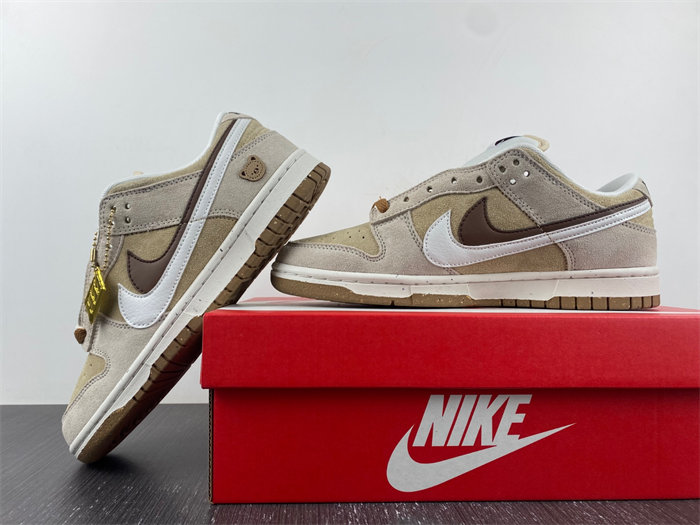NK Dunk Low SE 85 DO9457-100D