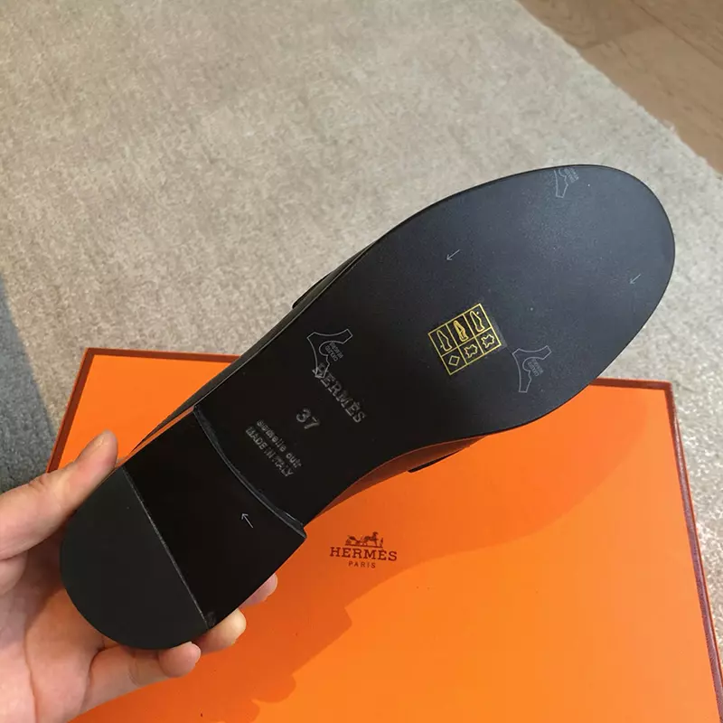 Fashion High Quality Real Leather Slippers LX-872306