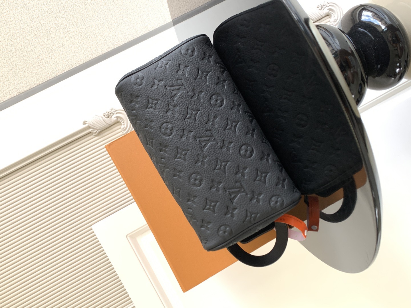 LV Shoulder handbag 28*15*16.5cm