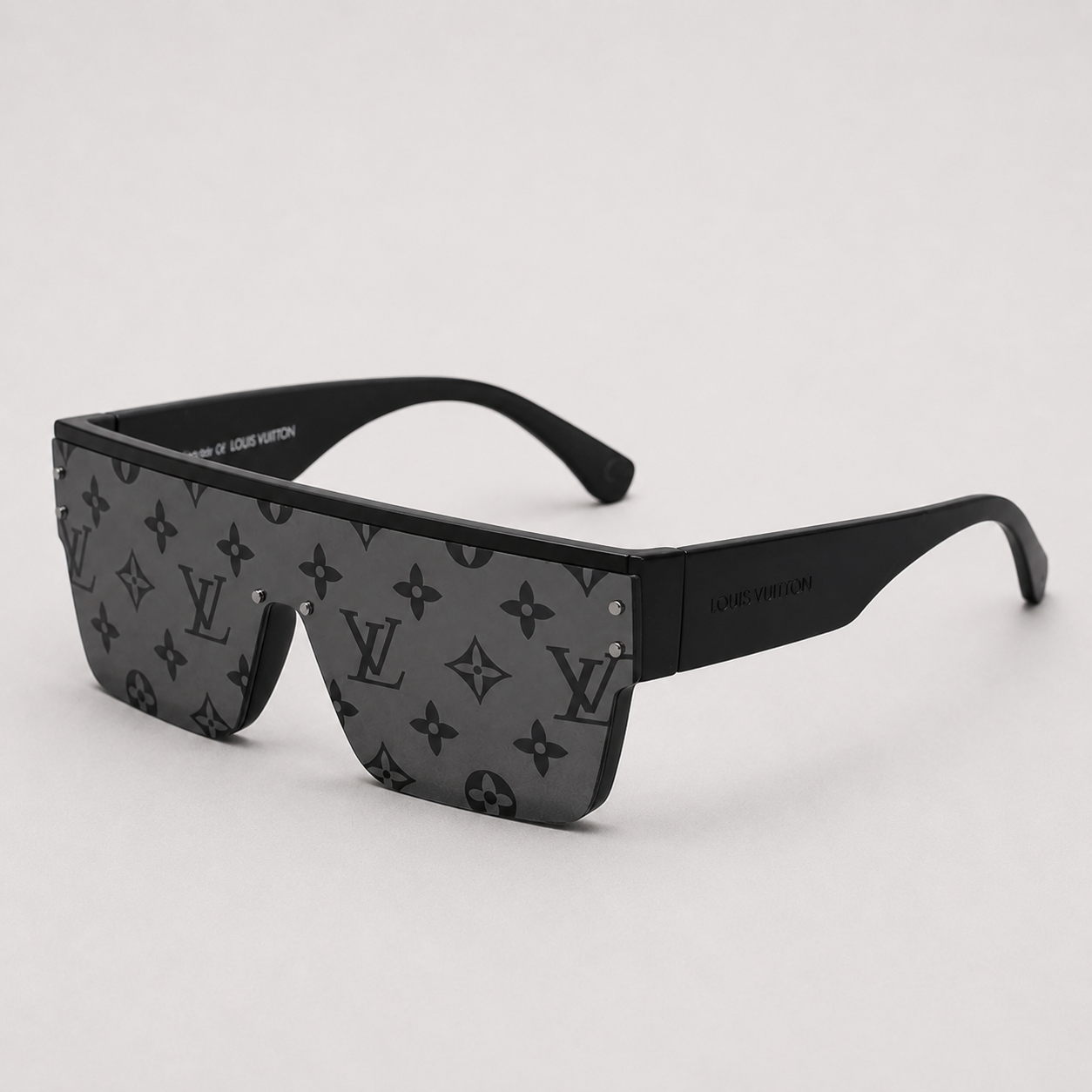 G09：Louis Vuitton Shield Sunglasses
