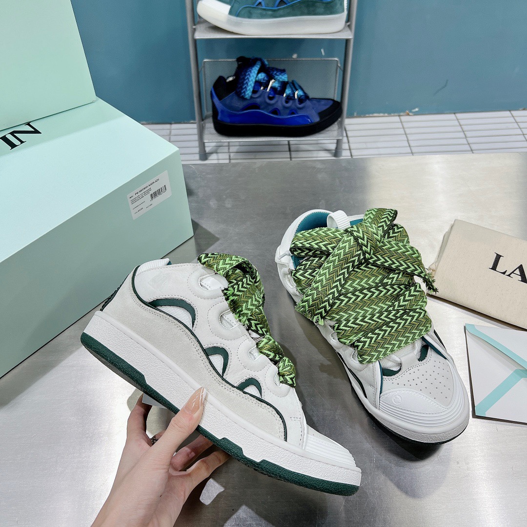 LAN Curb Sneaker 12