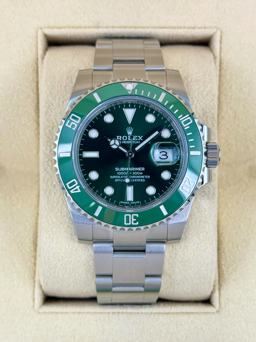 Rolex 116610LV Submariner Date Oyster 40mm Oystersteel