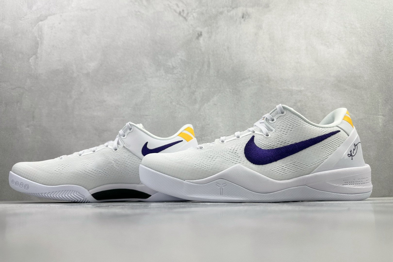 NK Kobe 8 Protro HF9550-100