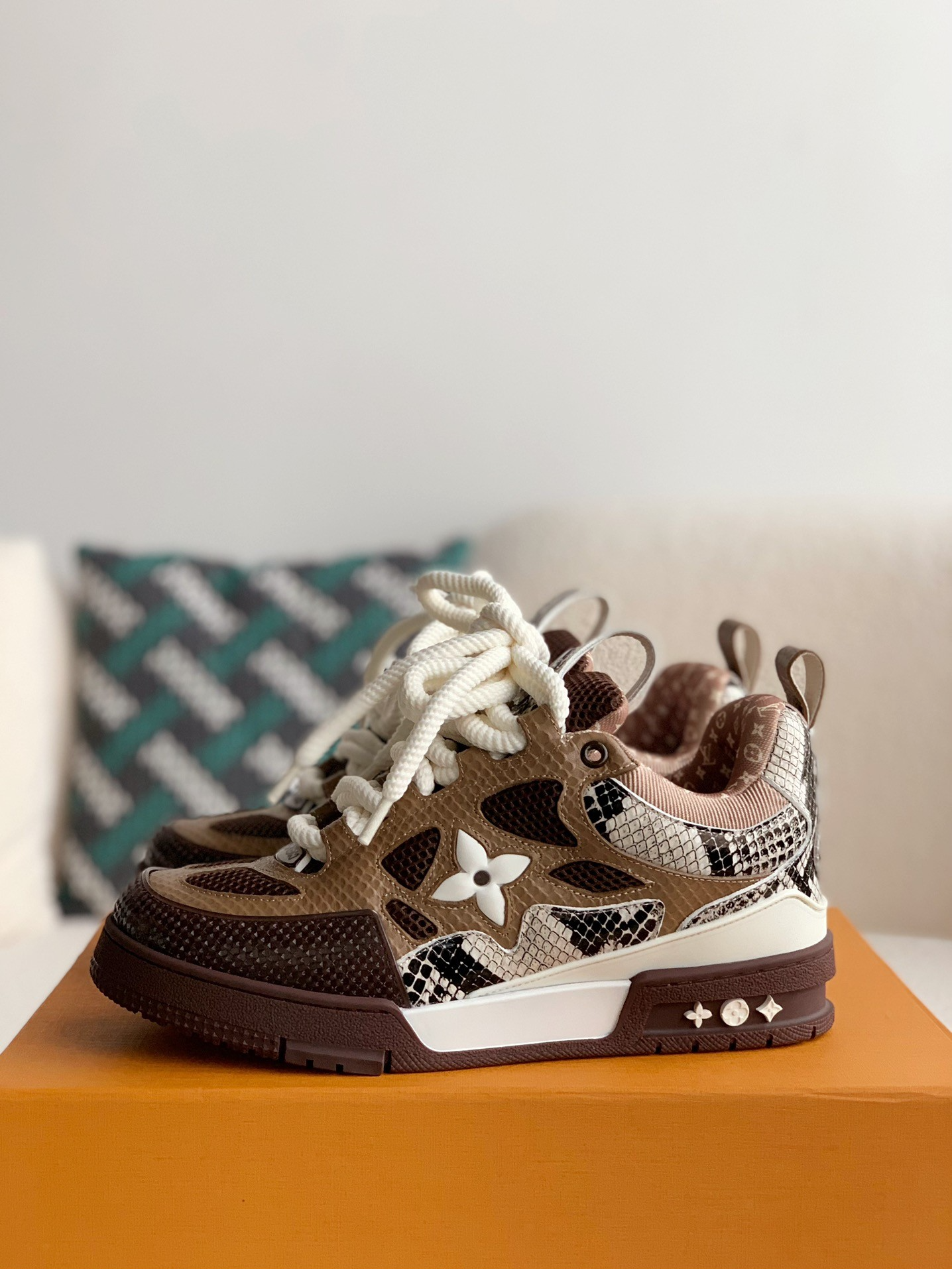 LV Skate Trainers ‘Brown’ – NICE SHOEUS