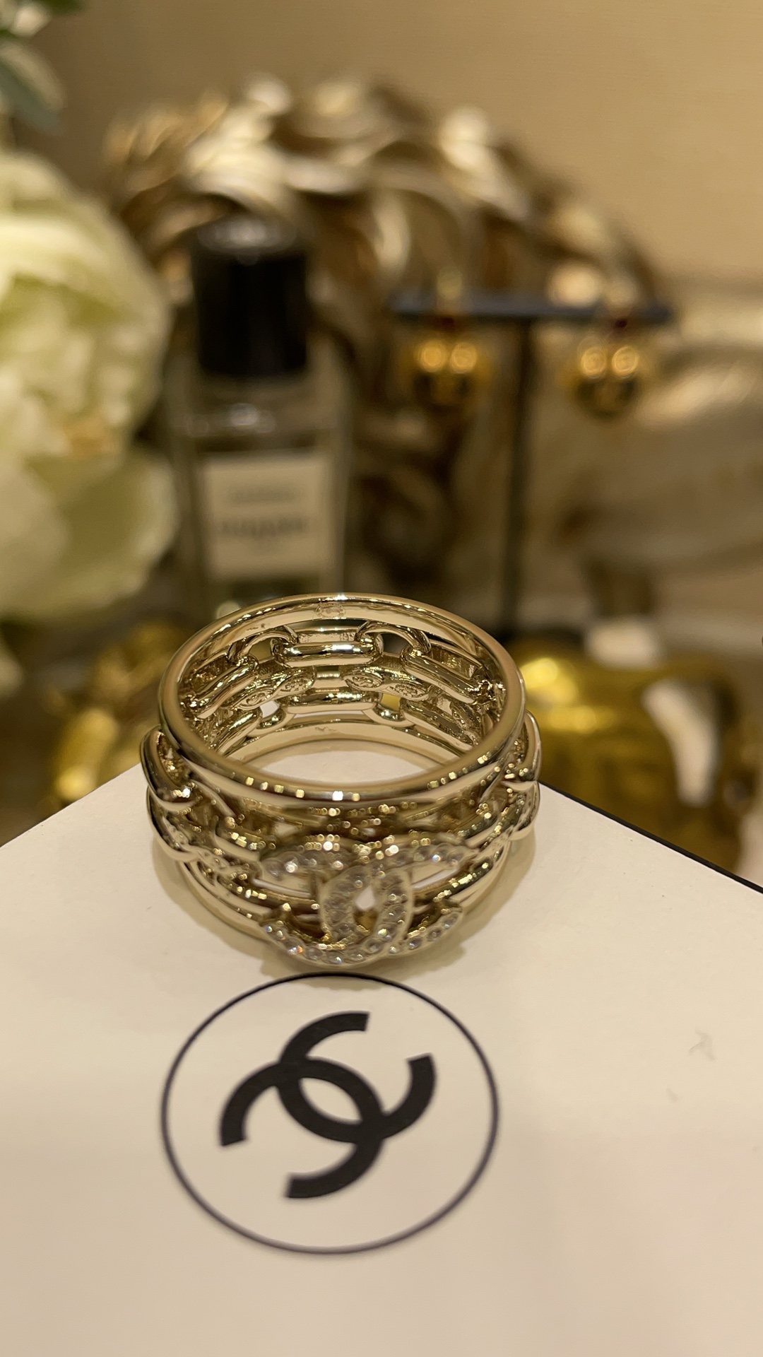 Chanel 25K Hollow Chain Crystal Ring