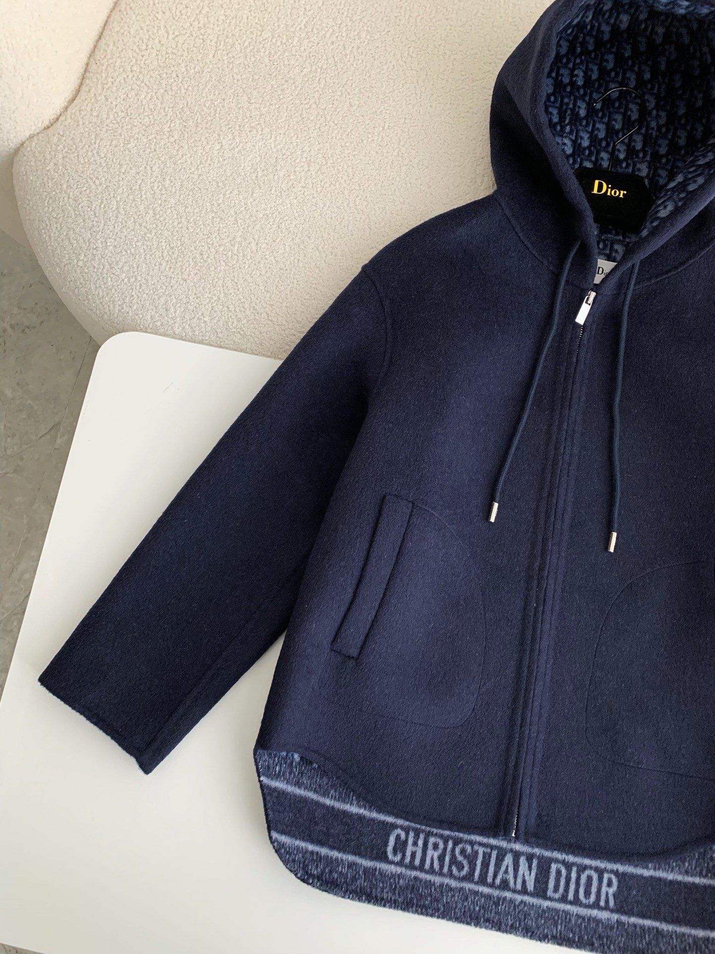 DR Hat zipper jacket，Material: 99% Wool   1% Mulberry Silk