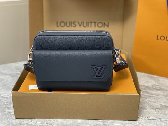 LV  Messenger Bags