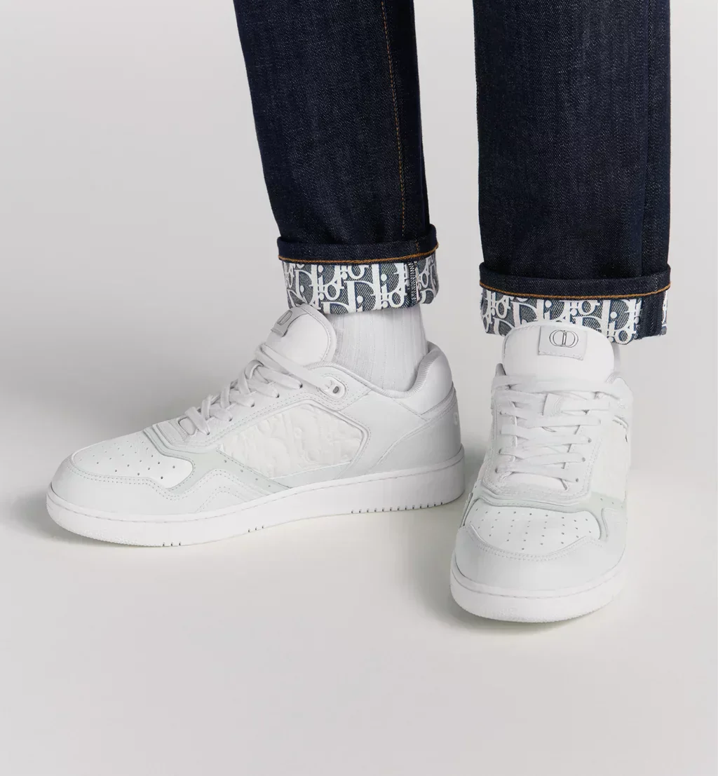 DR B27 Uptown Low-Top Sneaker