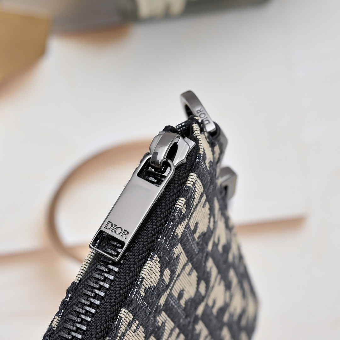 DR Clutch bag 26.5x17.5cm