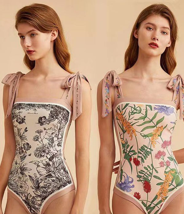 Sexy Reversible One-piece Smocked Swimsuit YY-925449