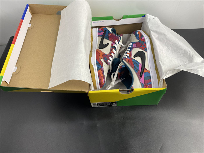NK SB Dunk Low Pro Parra Abstract Art DH7695-600