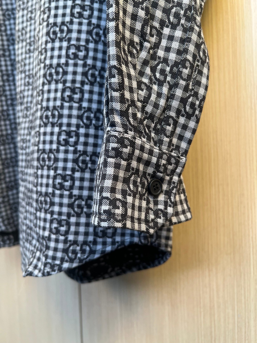 GUC Long-sleeved shirt