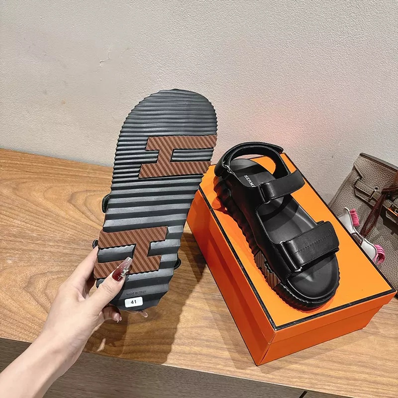 Fashion High Quality Sandals LX-872328