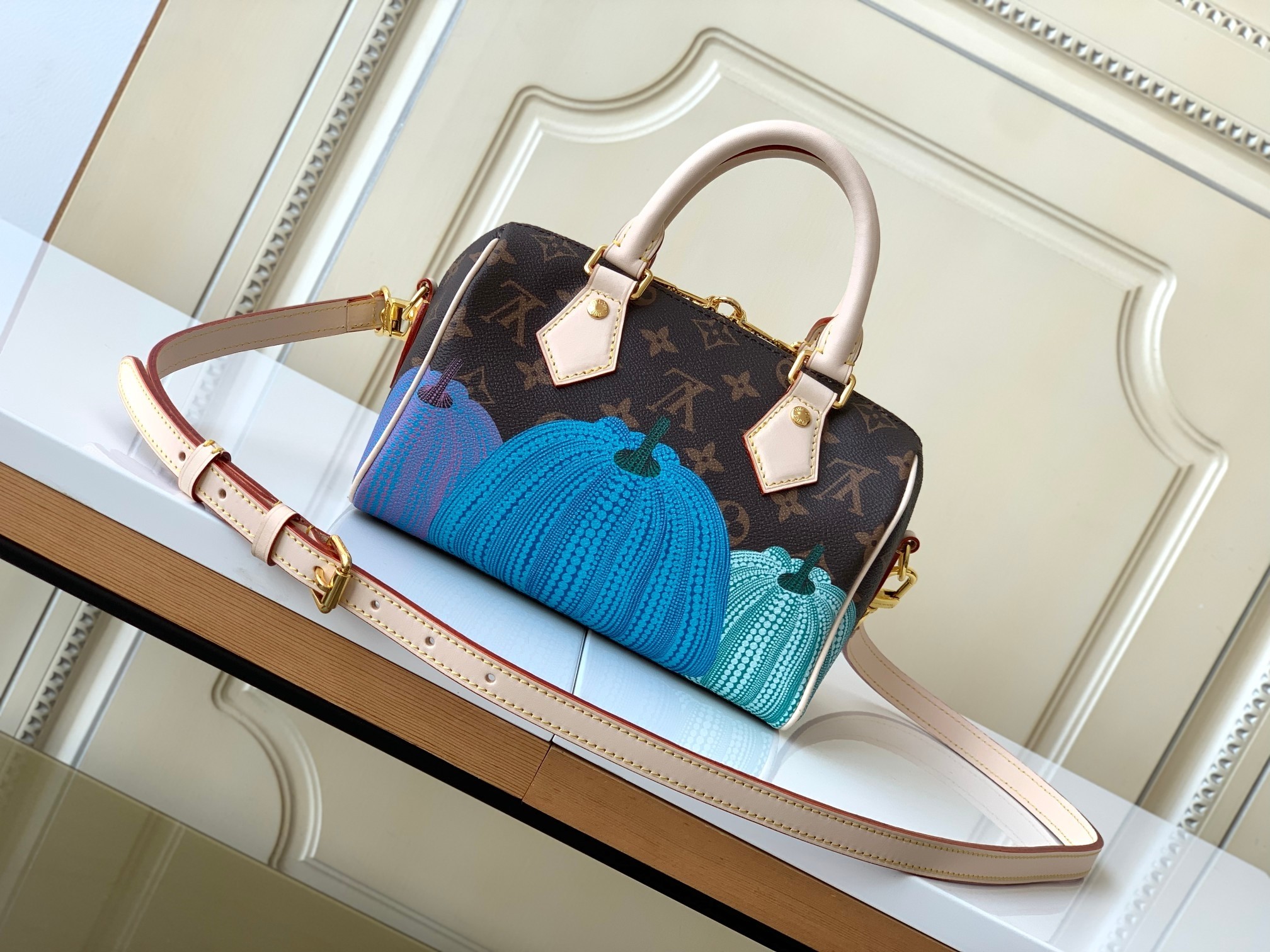 LV x YK Speedy Bandoulière 20 M46469 Size：20.5x13.5x12cm