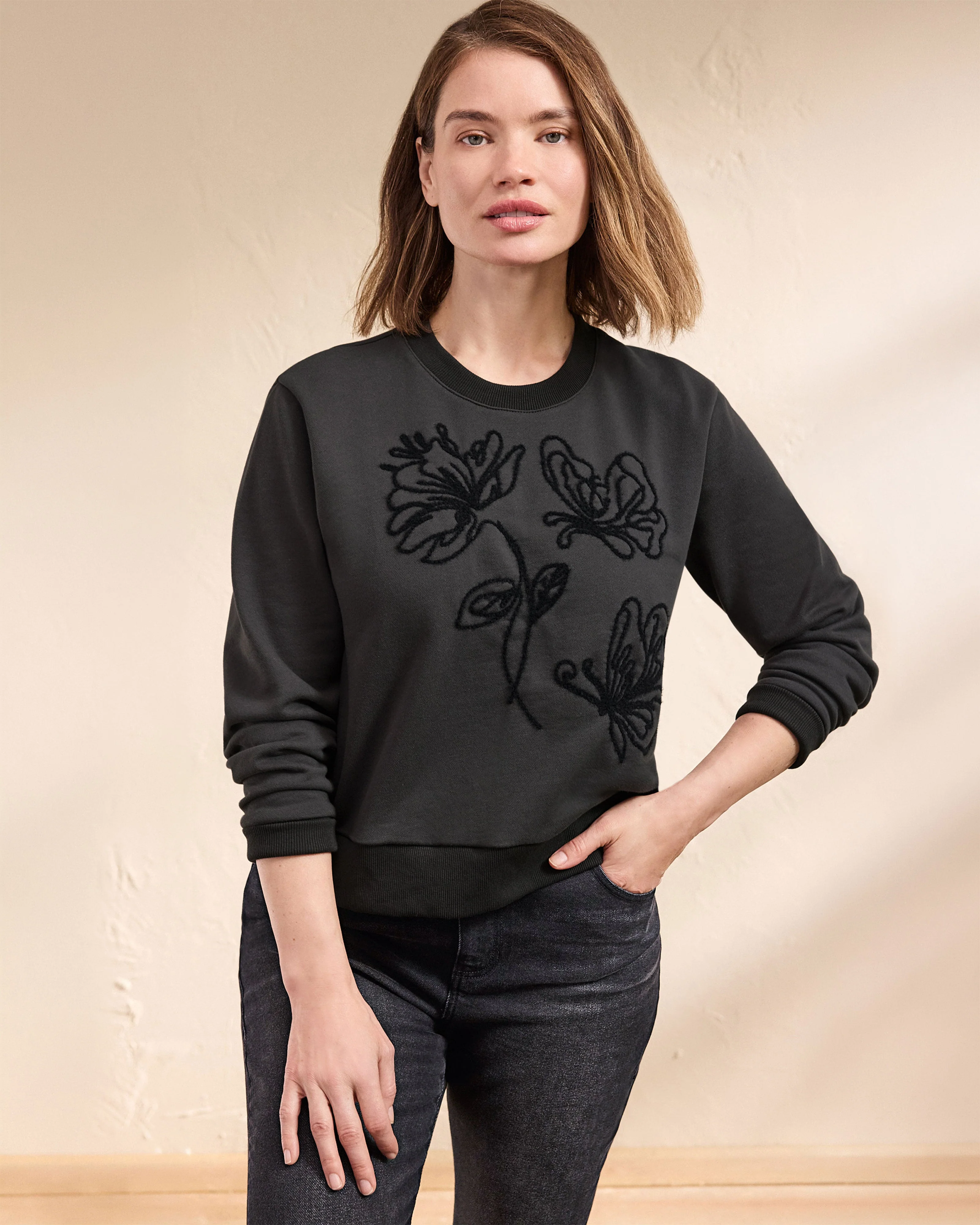 Monarch Pullover