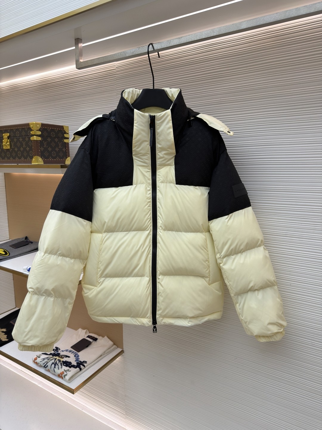 LV LOGO Down Jacket