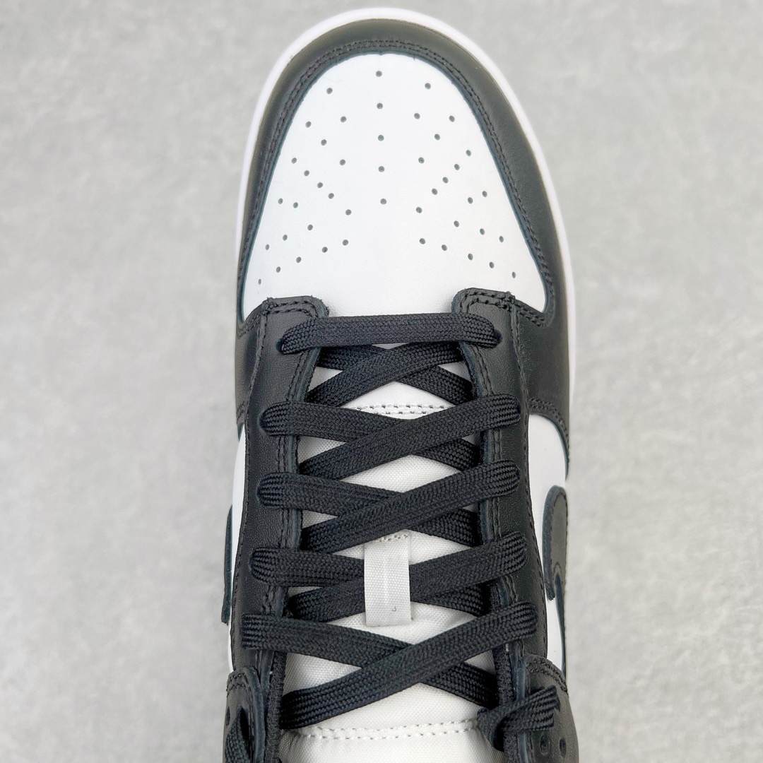 NK SB Dunk Low Panda white and black