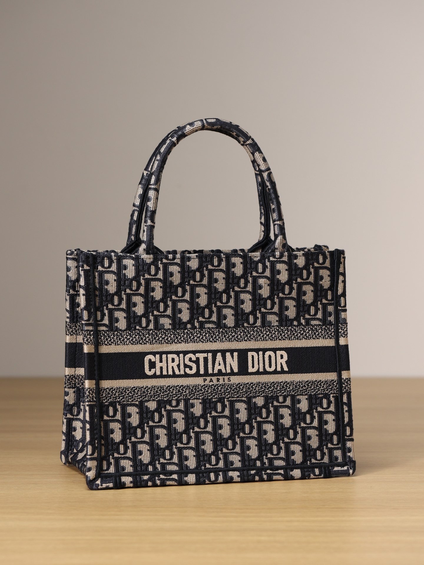 DR BOOK Tote 26.5x21x14cm