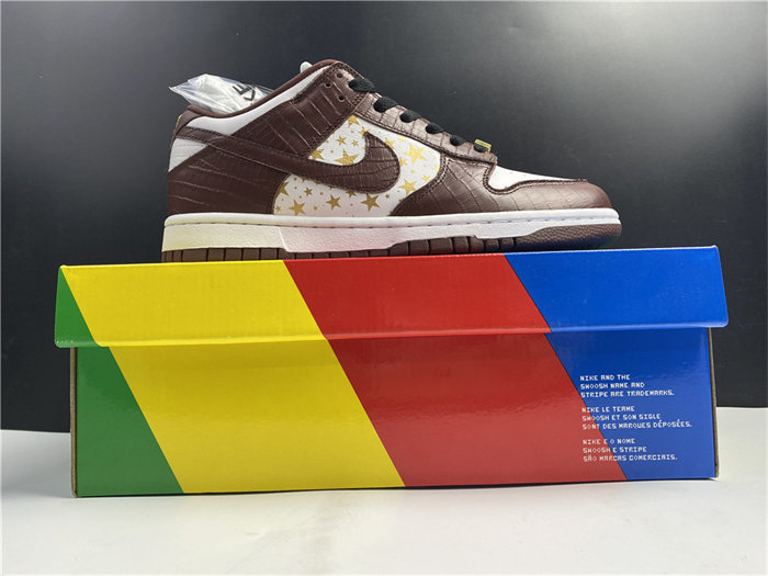 NK SB Dunk Low Supreme Stars Barkroot Brown DH3228-103