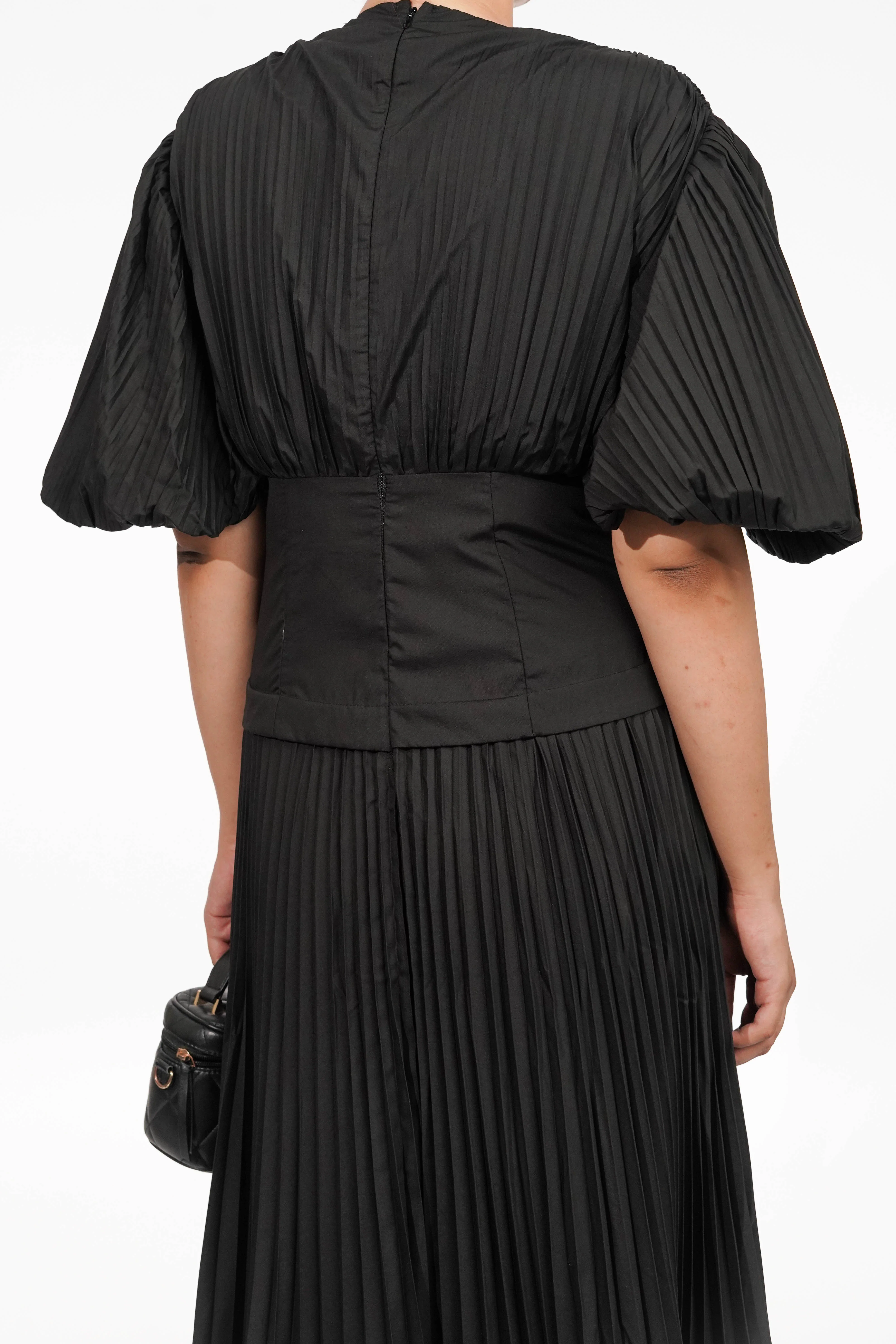 Black Pleated Tie-up Dress