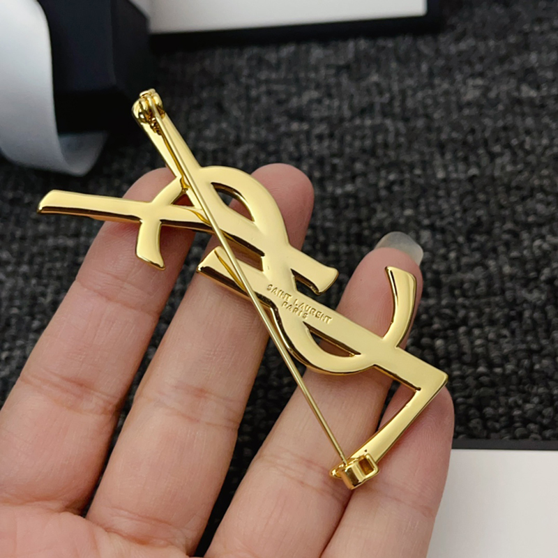 Golden Brooch QTXZ-9110131